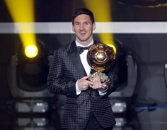 Balon Messi Adidas Epp II